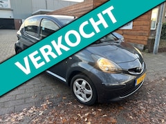 Toyota Aygo - 1.0-12V + 5deurs airco apk zeer nette auto