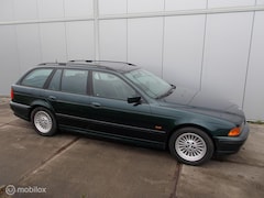 BMW 5-serie Touring - 523i Executive loop of sloop