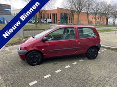 Renault Twingo - 1.2 Emotion RADIO / GARANTIE / CD SPELER - AIRCO - APK TM 27/03/2026 AIRCO - EL. RAMEN BEL