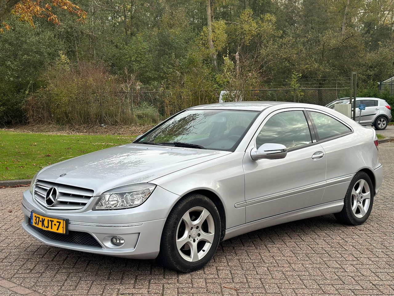 Mercedes-Benz CLC-klasse - 180 K./AIRCO/CRUISE/HALF LEDER/NAVI/PARKEERSENS ACHTER/VERWARMDE VOORST - AutoWereld.nl