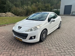 Peugeot 207 CC - 1.6 VTi/HARDTOP/AIRCO/LEDER/NAVI/PARKEERSENS ACHTER/VERWARMDE VOORST
