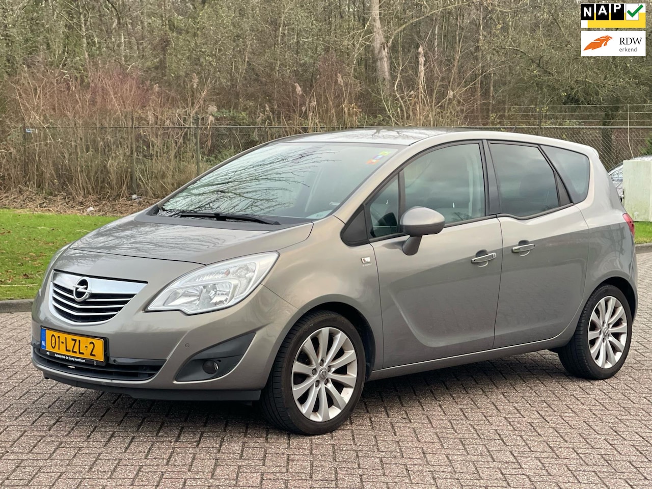 Opel Meriva - 1.4 Turbo Cosmo/AIRCO/CRUISE/HALF LEDER/PARKEERSENS VOOR-ACHTER - AutoWereld.nl