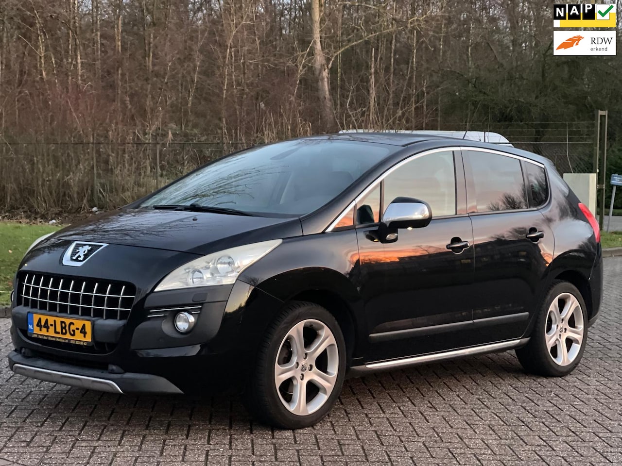 Peugeot 3008 - 1.6 THP GT/AIRCO/CRUISE/LEDER/NAVI/PARKEERSENS VOOR-ACHTER/VERWARMDE VOORST/TREKHAAK - AutoWereld.nl