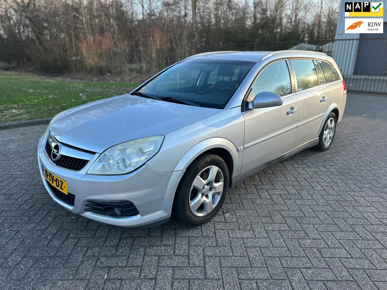 Opel Vectra Wagon - 1.8-16V Business/APPLE CARPLAY - AutoWereld.nl
