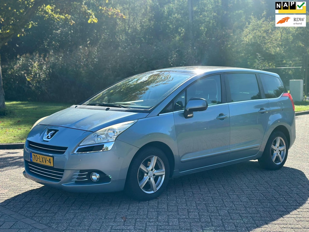 Peugeot 5008 - 1.6 VTi ST 5p./AIRCO/CRUISE/NAVI/PANO/PARKEERSENS VOOR-ACHTER/TREKHAAK - AutoWereld.nl