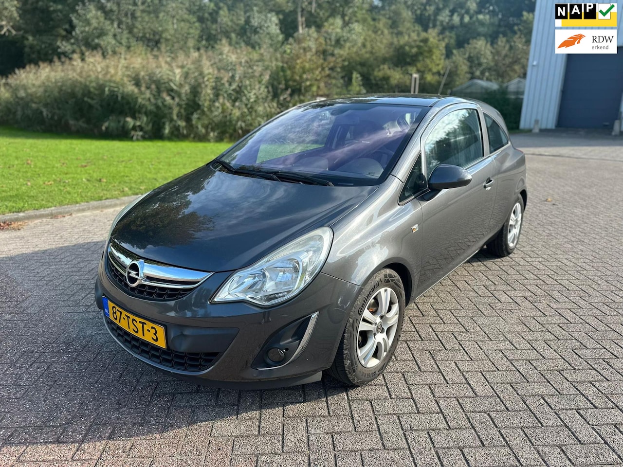 Opel Corsa - 1.3 CDTi EcoFlex S/S Cosmo/AIRCO/CRUISE/HALF LEDER/PARKEERSENS ACHTER - AutoWereld.nl