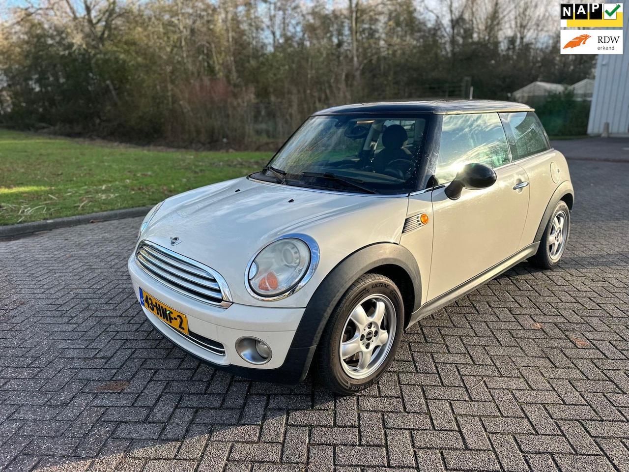 MINI Cooper - Mini 1.6 Cooper/AIRCO/PARKEERSENS ACHTER - AutoWereld.nl