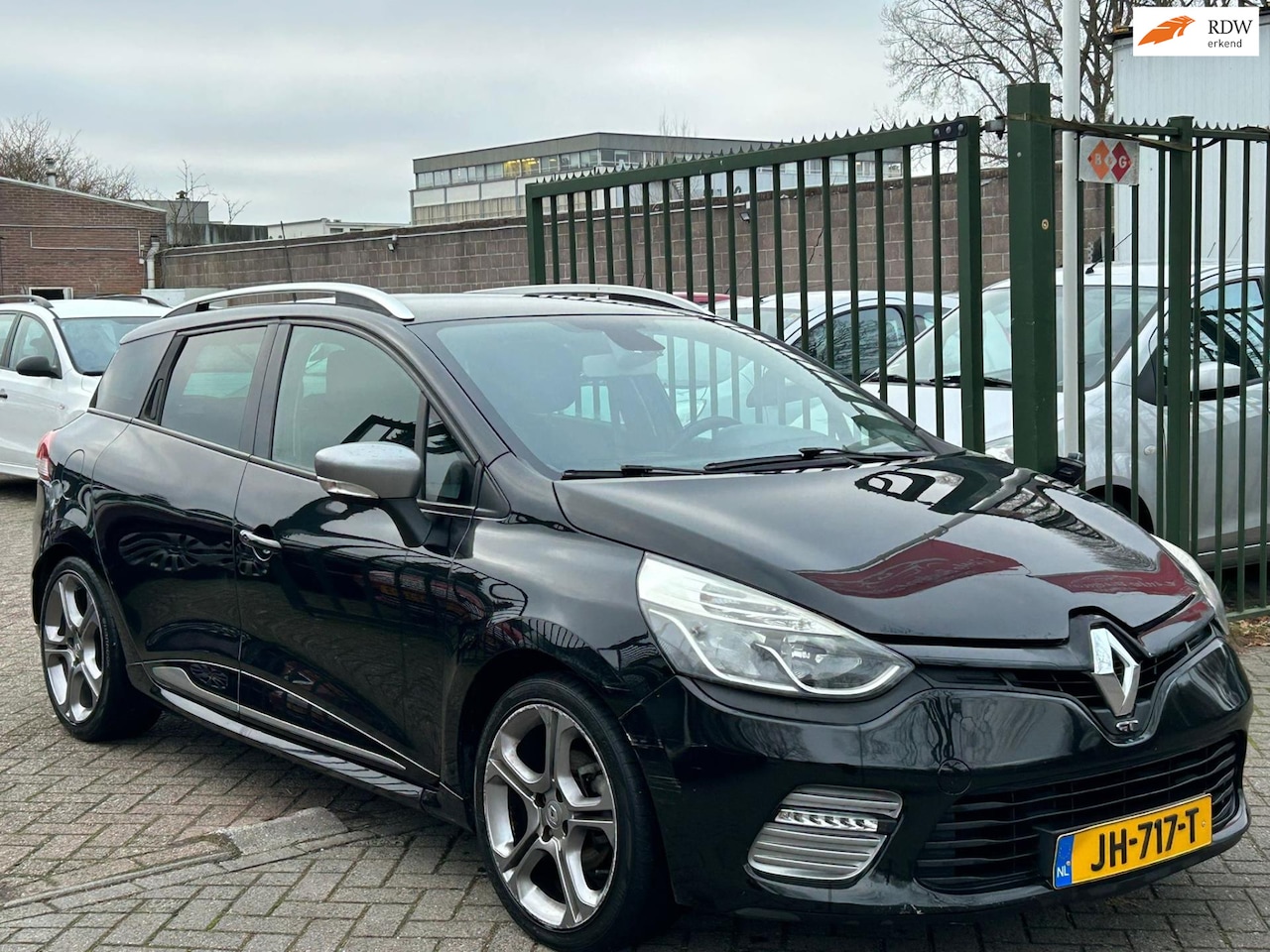 Renault Clio Estate - 1.2 GT Automaat achteruit camera trekhaak cruis control parkeer sensor - AutoWereld.nl