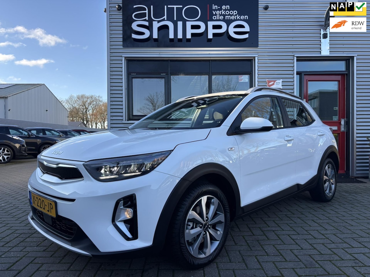 Kia Stonic - 1.0 T-GDi MHEV DynamicLine -TREKHAAK-AIRCO-CRUISECONTROL-DAB+-APPLE CARPLAY/ANDROID AUTO!- - AutoWereld.nl