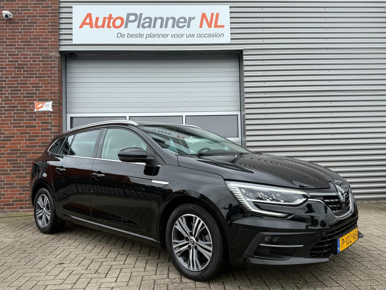 Renault Mégane Estate - 1.3 TCe Intens! 158PK! Camera! Pano! - AutoWereld.nl