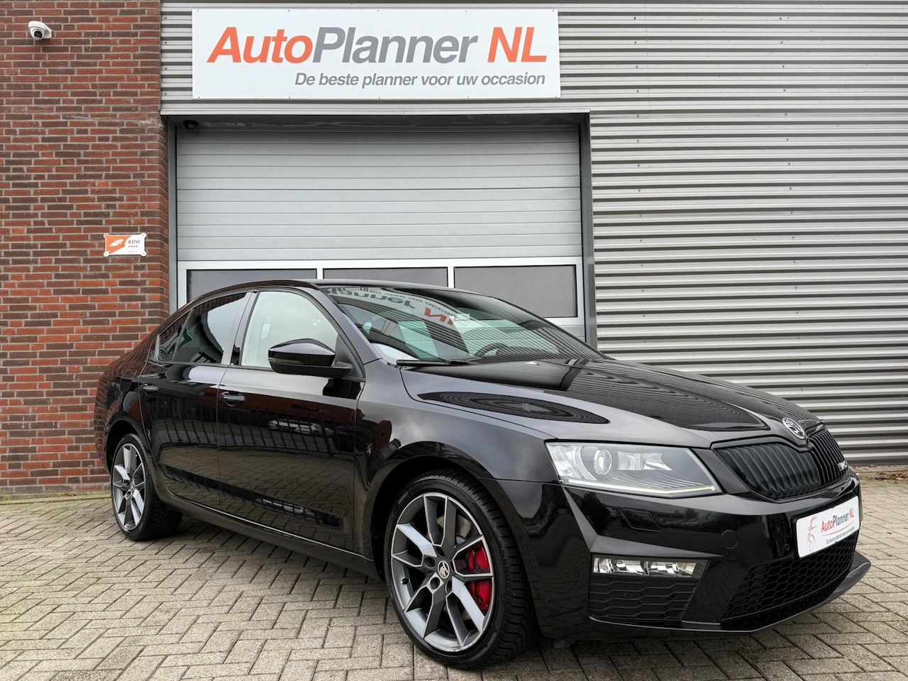 Skoda Octavia - 2.0 TSI RS! 230PK! Clima! Leder! Navi! Xenon! - AutoWereld.nl