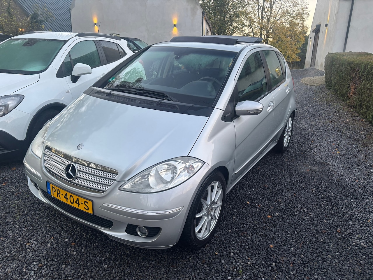 Mercedes-Benz A-klasse - 200 Avantgarde AUTOMAAT PANORAMADAK - AutoWereld.nl