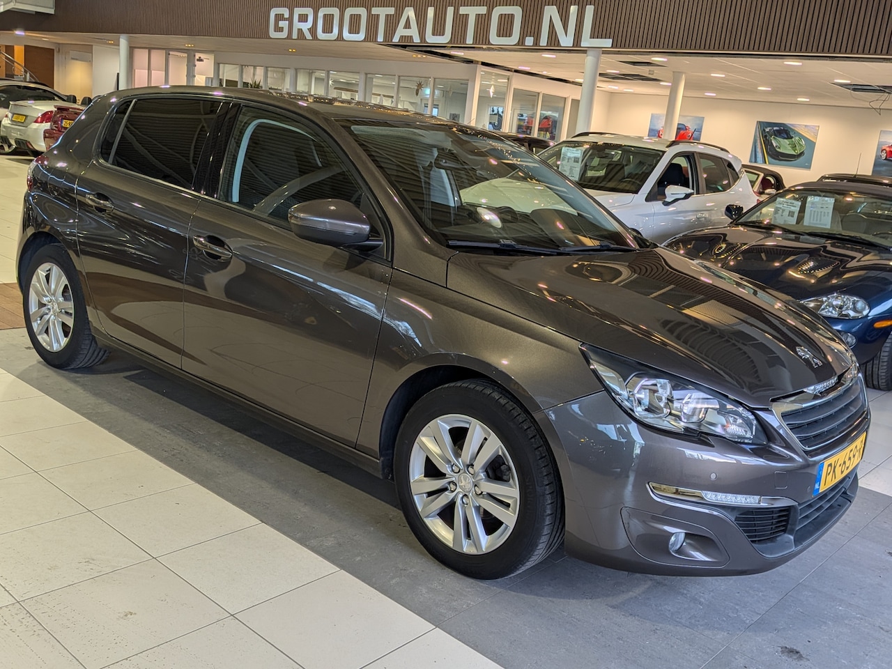 Peugeot 308 - 1.2 VTi Blue Lease Airco, Cruise Control, Stuurbekrachtiging - AutoWereld.nl