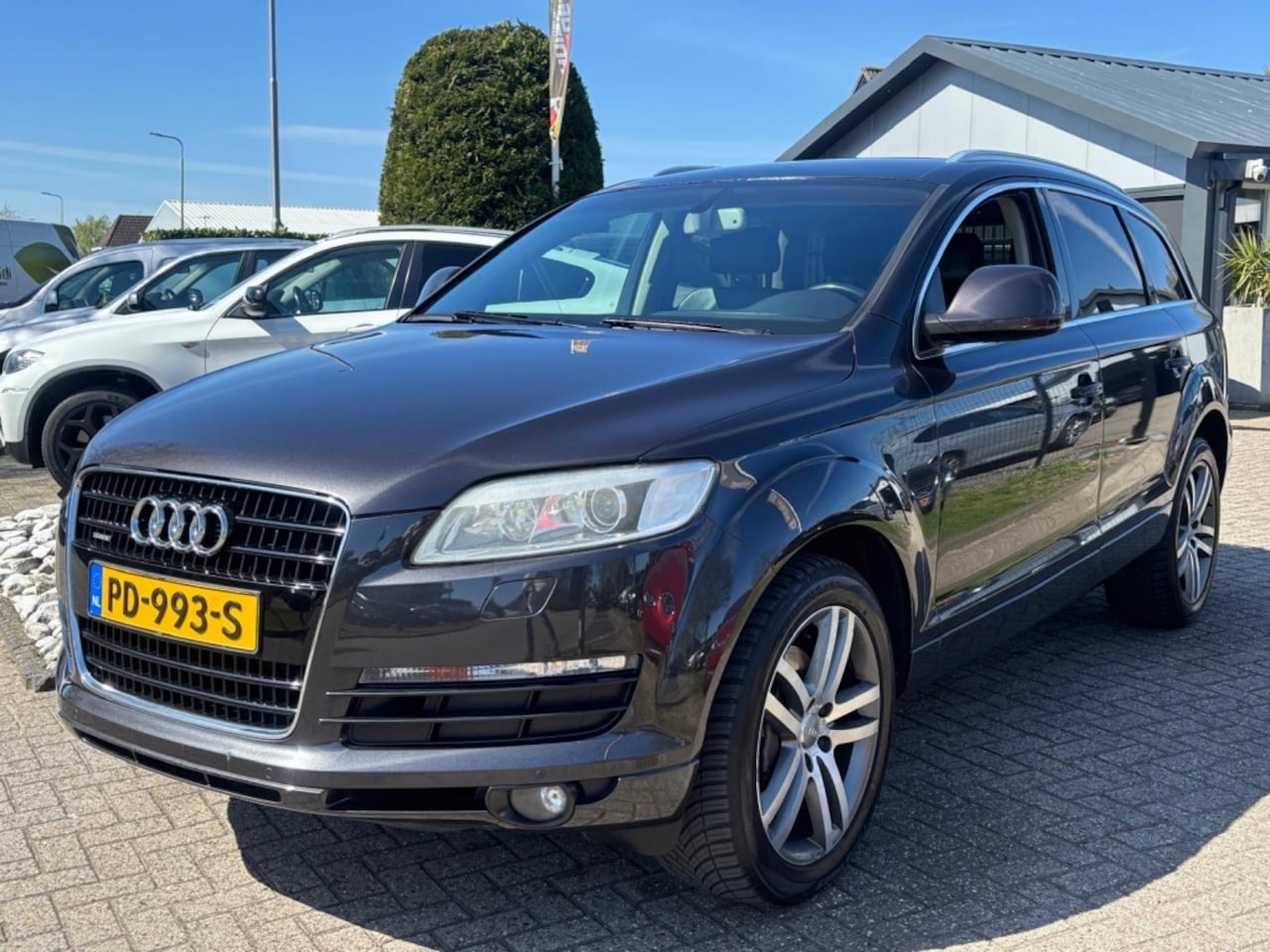 Audi Q7 - 4.2 V8 Quattro Youngtimer 7-Persoons Trekhaak - AutoWereld.nl