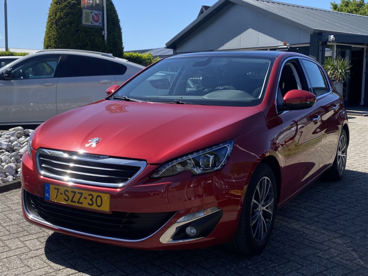 Peugeot 308 - 1.6 Première 5-Deurs 2014 Pano Trekhaak Dealer OH - AutoWereld.nl