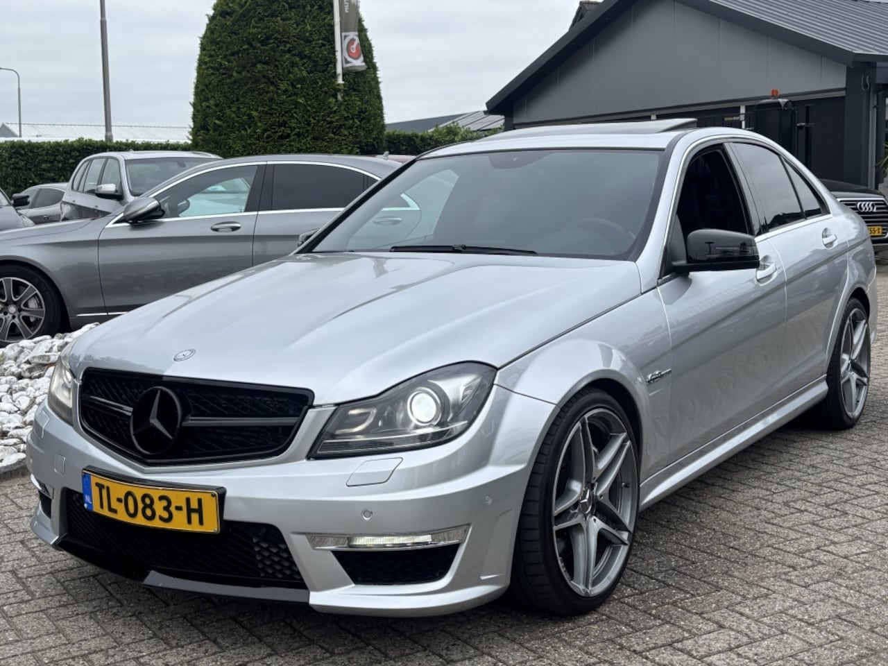 Mercedes-Benz C-klasse - C63 AMG 6.2 V8 Sedan 2009 Facelift P30 Performance Pack - AutoWereld.nl