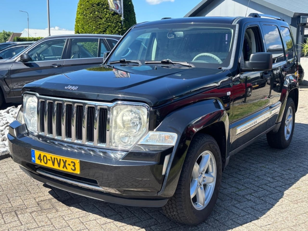 Jeep Cherokee - 2.8 CRD Automaat Limited Grijs Kenteken Youngtimer 2008 - AutoWereld.nl