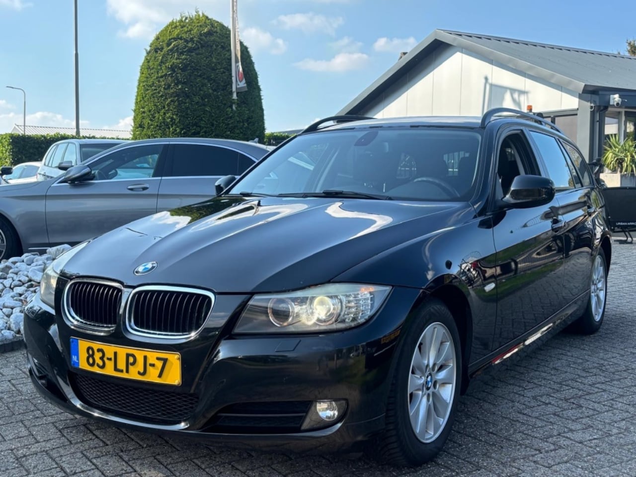 BMW 3-serie Touring - 318i Sport 2010 Zwart Xenon Navi - AutoWereld.nl