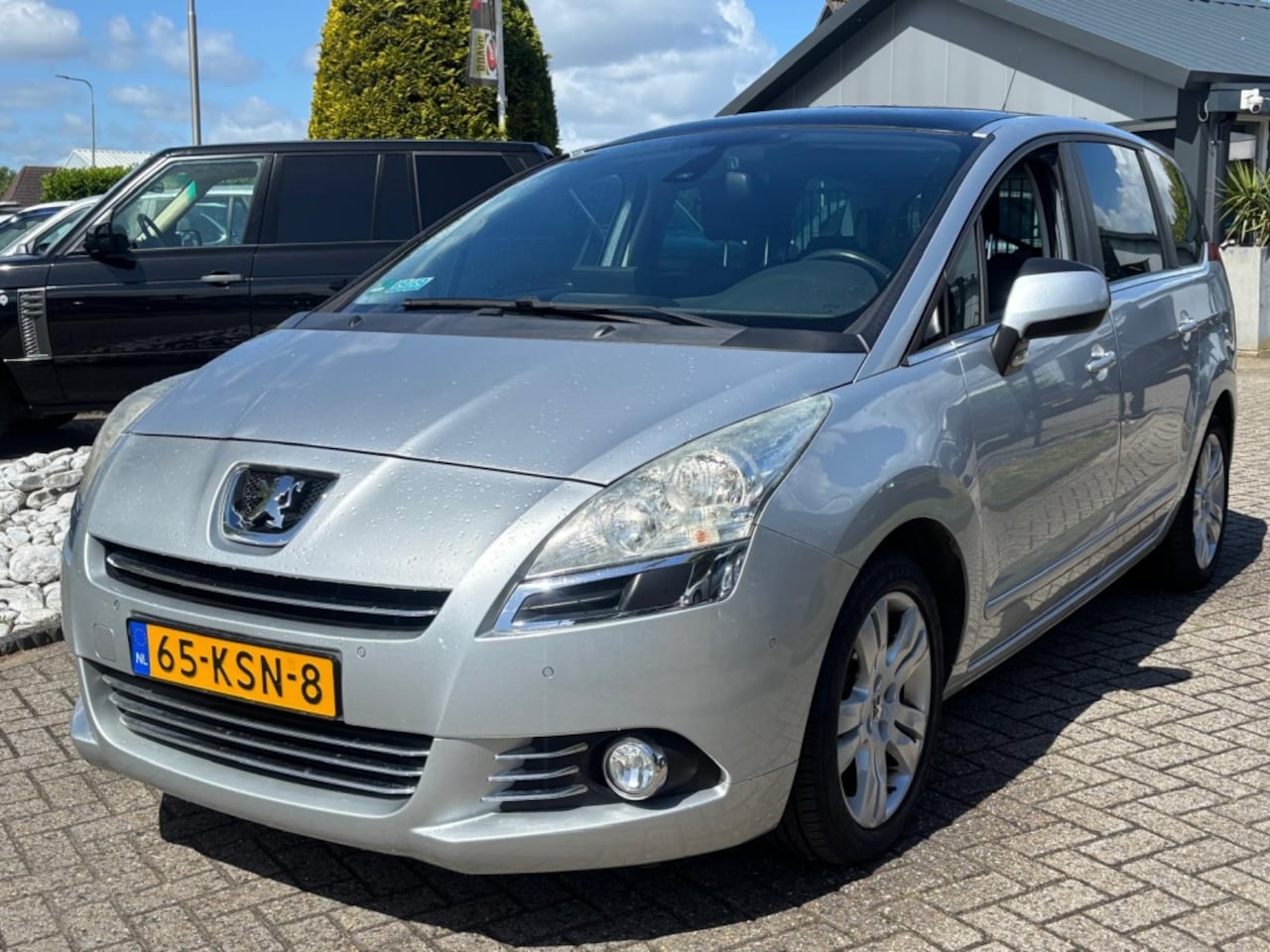 Peugeot 5008 - 1.6 Benzine 2010 Trekhaak 7-Persoons - AutoWereld.nl