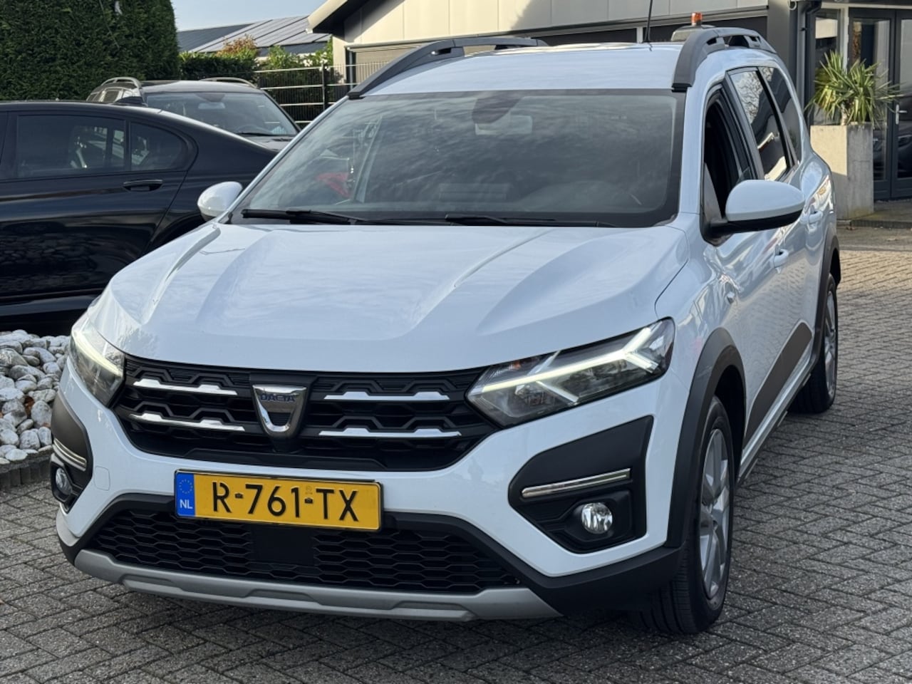 Dacia Jogger - 1.0 TCE 2022 LPG-G3 Trekhaak BTW - AutoWereld.nl
