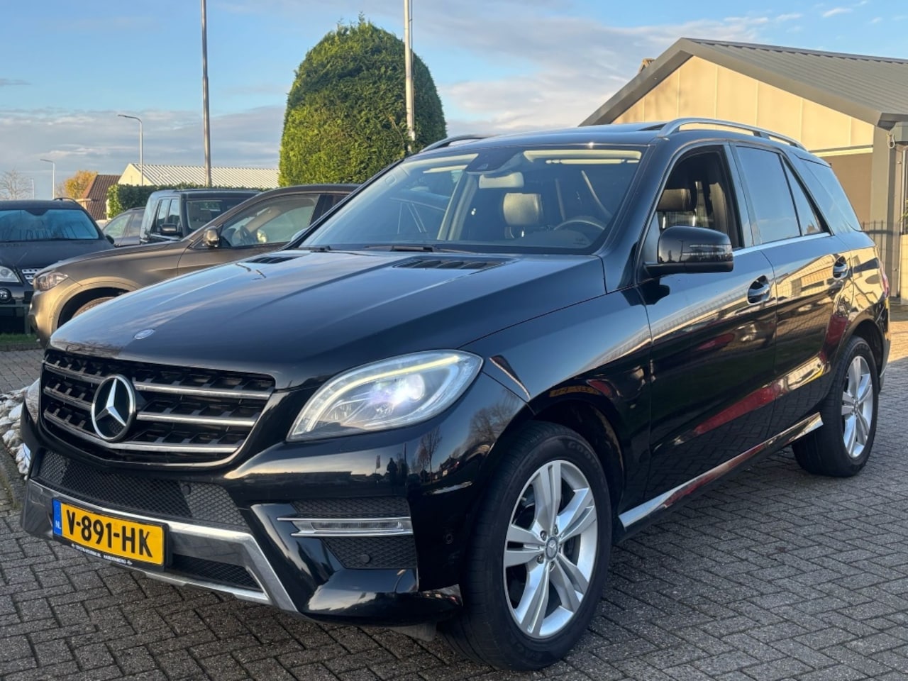 Mercedes-Benz ML-klasse - ML350 Bluetec Grijs Kenteken Bedrijfsauto AMG Zwart M-Klasse - AutoWereld.nl