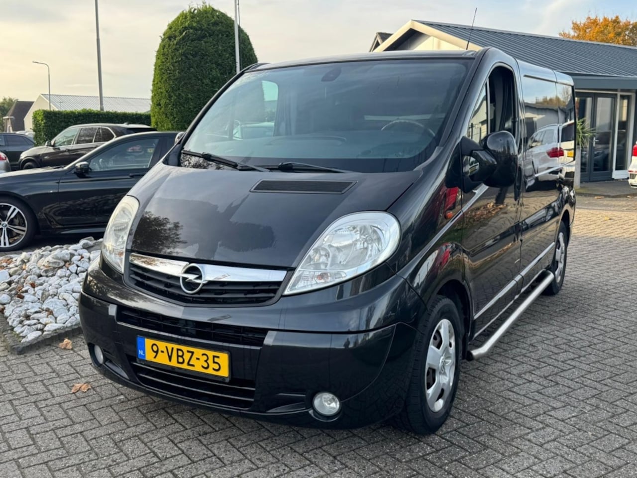 Opel Vivaro - 2.5 CDTI L1H1 2009 Airco LEES BESCHRIJVING - AutoWereld.nl