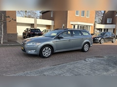 Ford Mondeo Wagon - 2.0-16V Ghia Cruise ctr I Clima I all weathers Rijdt mooi