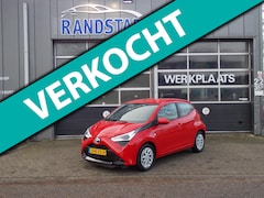 Toyota Aygo - 1.0 VVT-i x-play Automaat Camera Airco Elek Pakket 5Deurs 2022bj GARANTIE