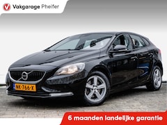 Volvo V40 - 2.0 T2 122pk Trekhaak/ Stoelverwarming/ Navigatie/ Climate control/ Cruise control/ Tel. b
