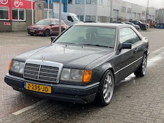 Mercedes-Benz 200-500 (W124) - 300 CE/AUTOMAAT/ 2e EIG/airco/ pano/ stoelverwarming/ volle opties