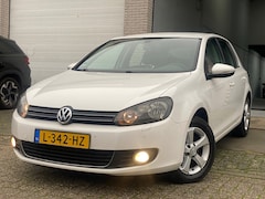 Volkswagen Golf - 1.4 TSI Highline/5drs/1e EIG/ dealeronderhouden/ 1jaar apk/ volle opties/ zeer nette auto