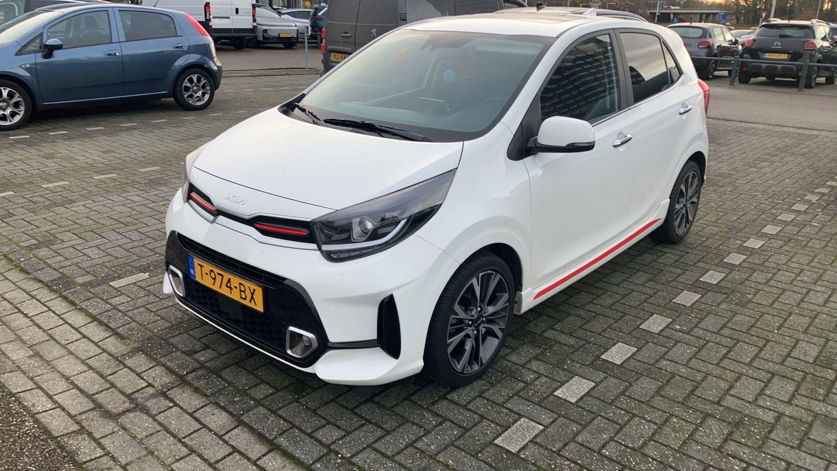 Kia Picanto - 1.0 T-GDi GT-Line 5p 1.0 T-GDi GT-Line 5p - AutoWereld.nl