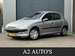 Peugeot 206 - 1.6-16V Gentry