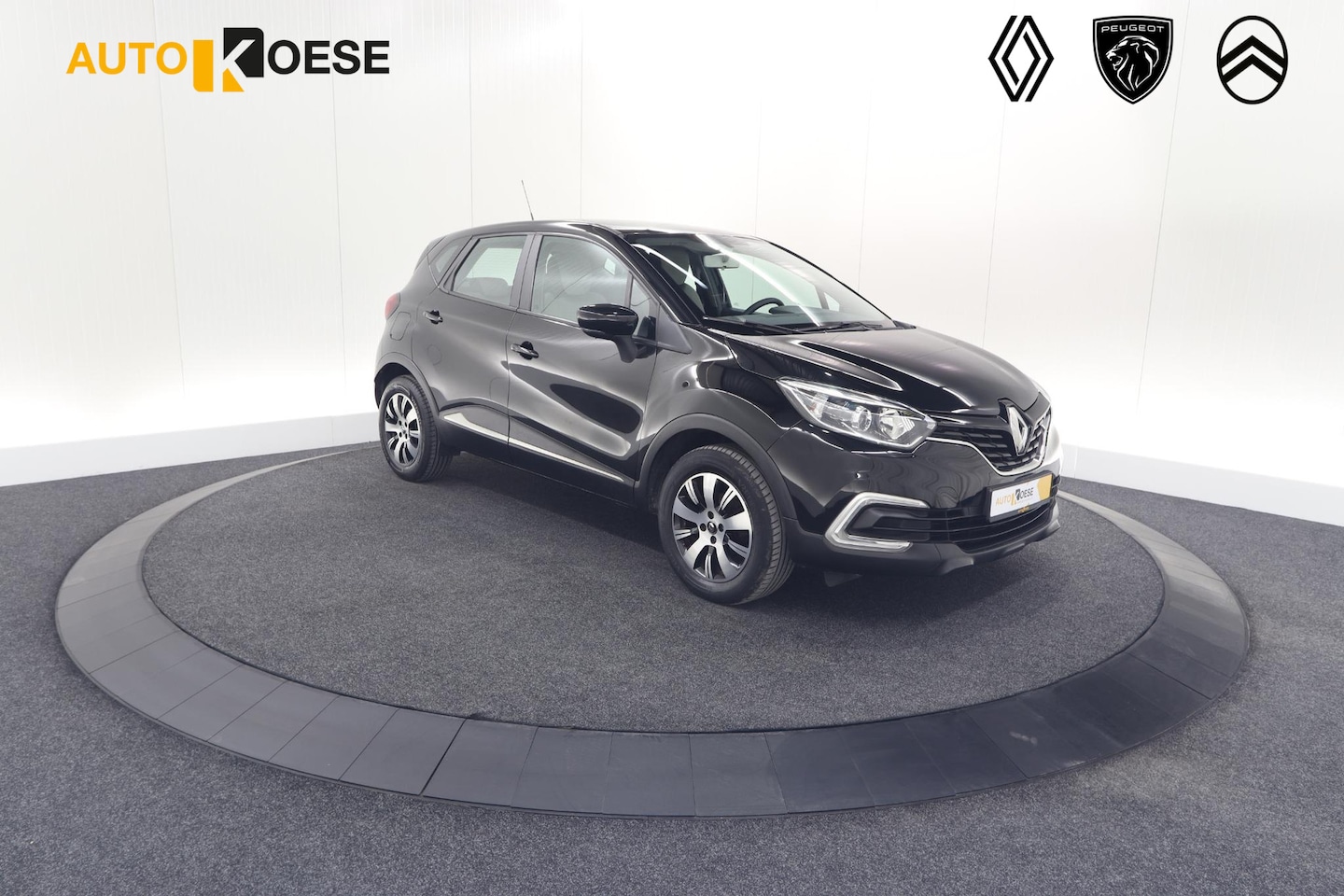 Renault Captur - TCe 90 Limited | Parkeersensoren | Navigatie | Airco - AutoWereld.nl