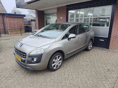 Peugeot 3008 - 1.6 VTi Première, Trekhaak, Clima, Cruise,