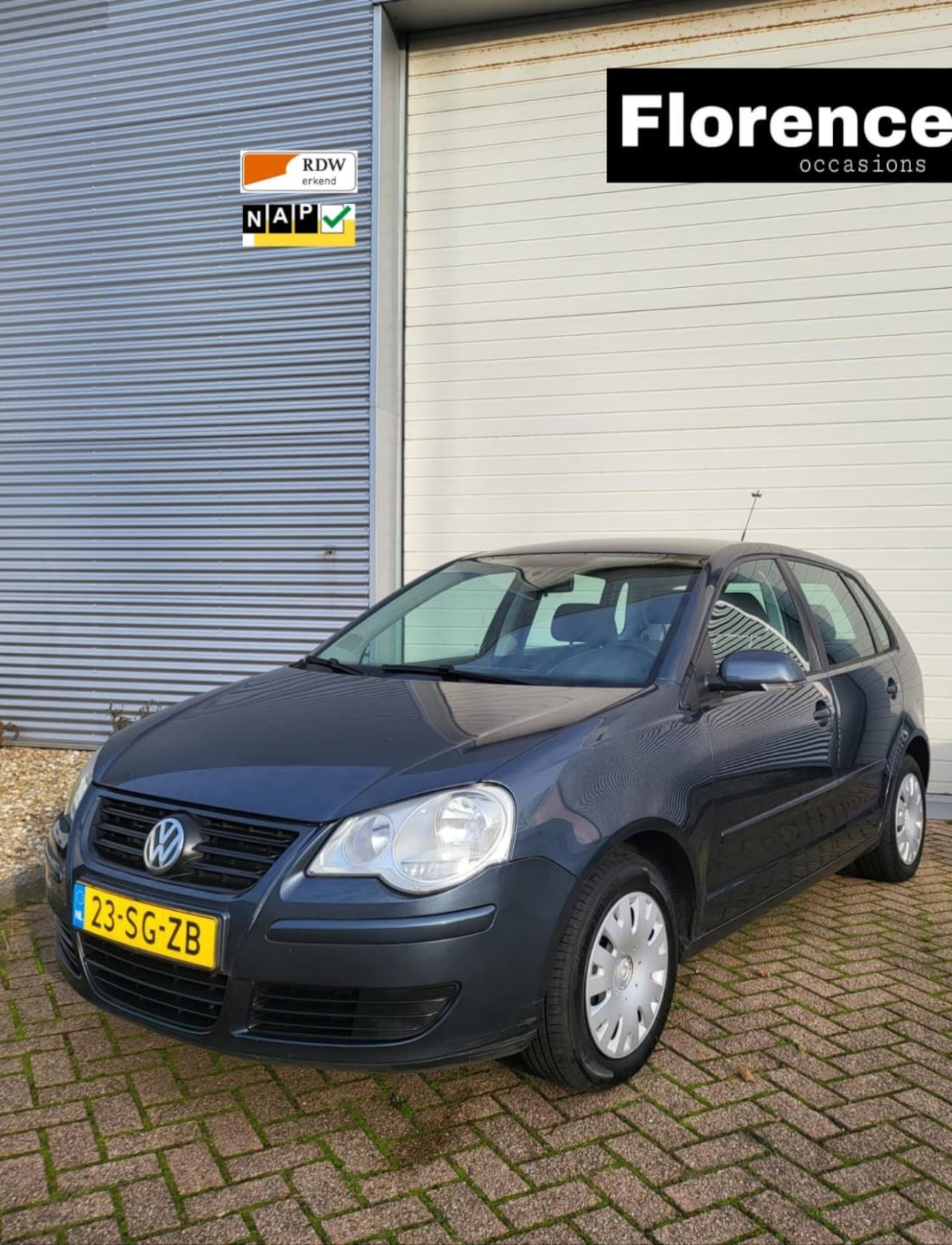Volkswagen Polo - 1.4-16V Comfortline Lage km NAP Nwe APK - AutoWereld.nl