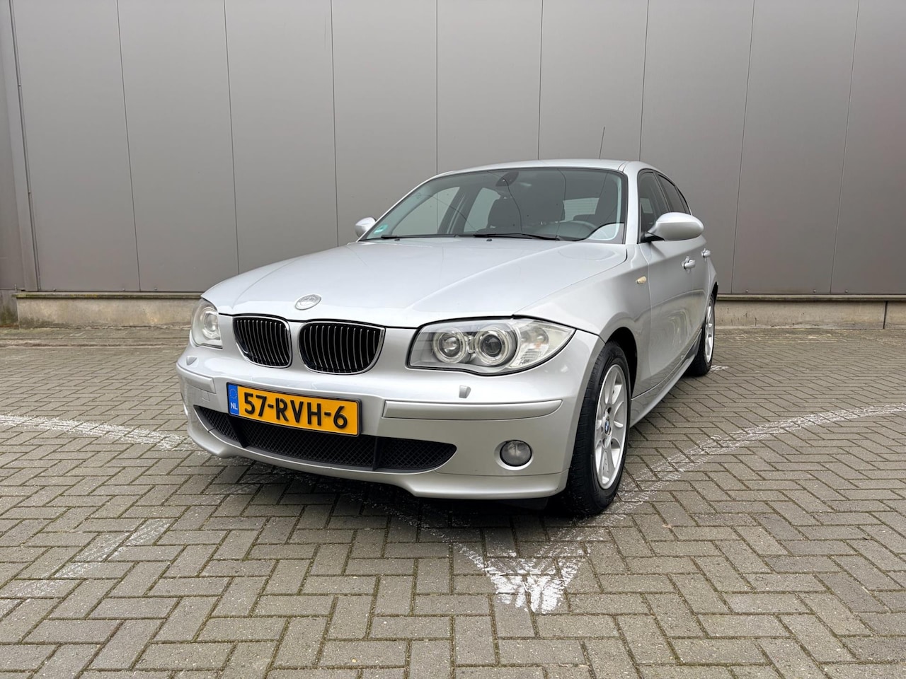 BMW 1-serie - 116i High Executive 116i High Executive - AutoWereld.nl