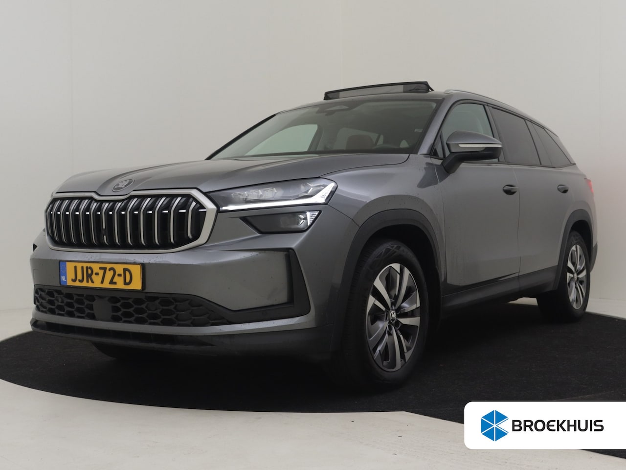 Skoda Kodiaq - 1.5 TSI MHEV Sportline Business 7p 150pk | Trekhaak | Panorama dak | 7 persoons | Lederen - AutoWereld.nl