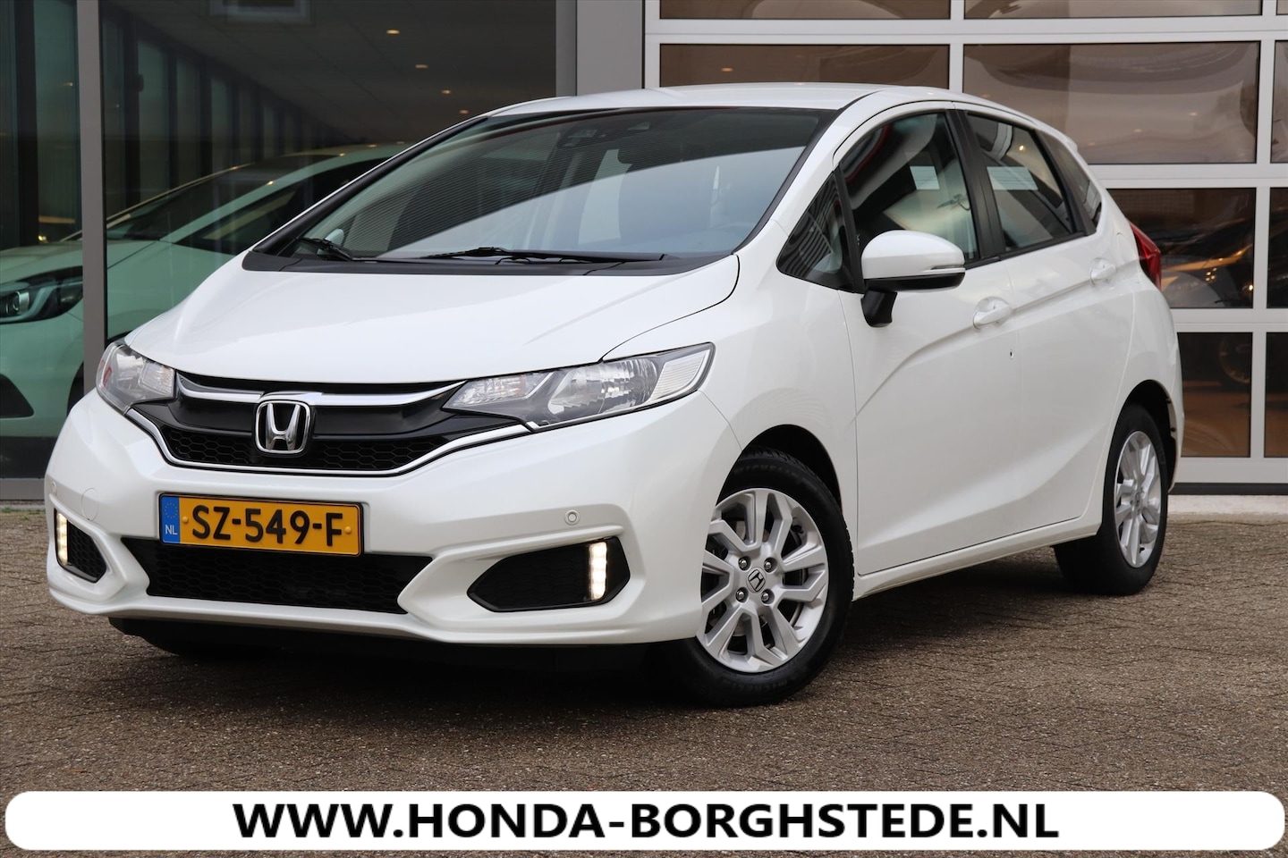 Honda Jazz - 1.3 i-VTEC 102pk CVT Comfort - AutoWereld.nl