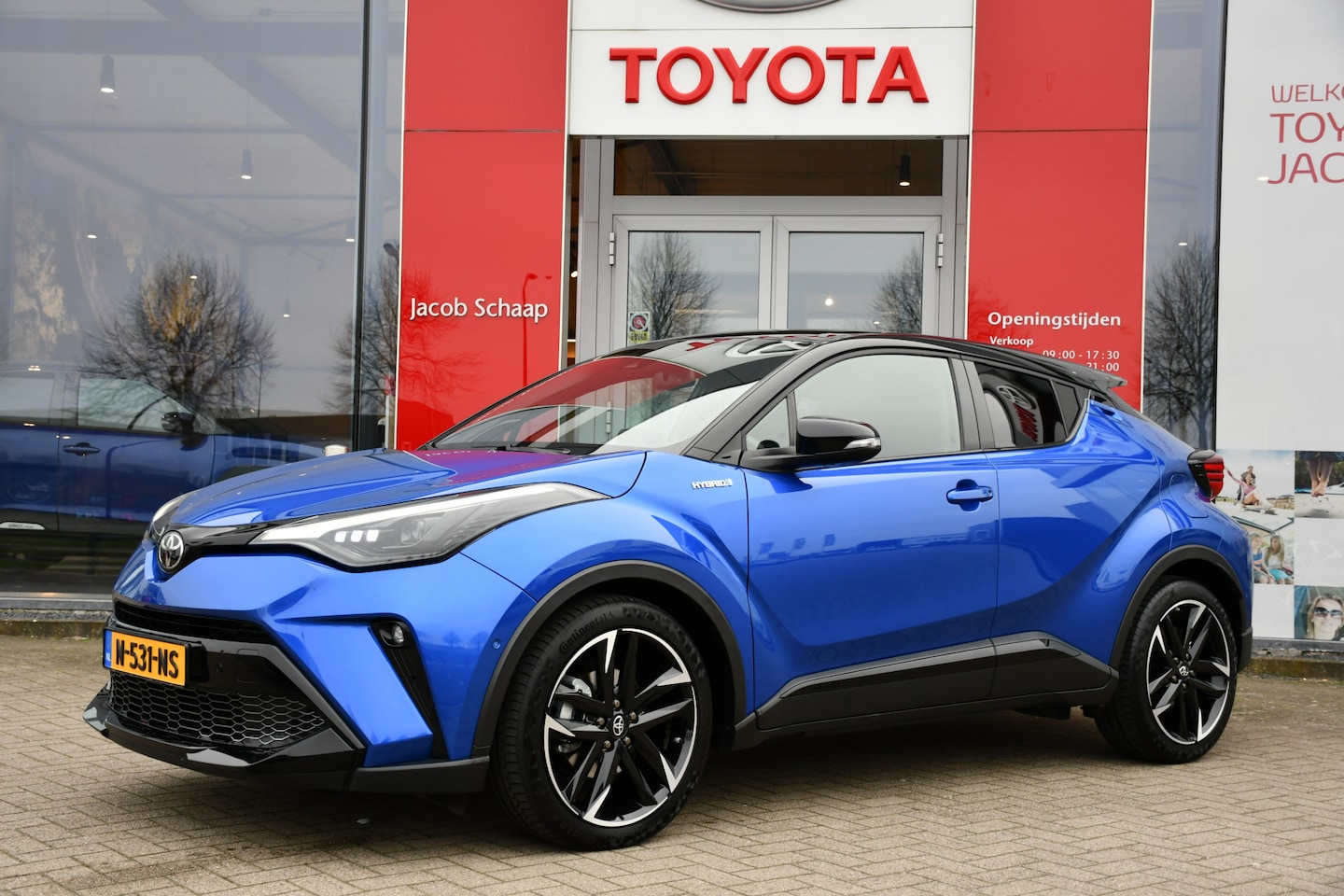 Toyota C-HR - 2.0 Hybrid GR-Sport Automaat 184pk | Apple Carplay/Android Auto | Stoelverwarming | Dodeho - AutoWereld.nl