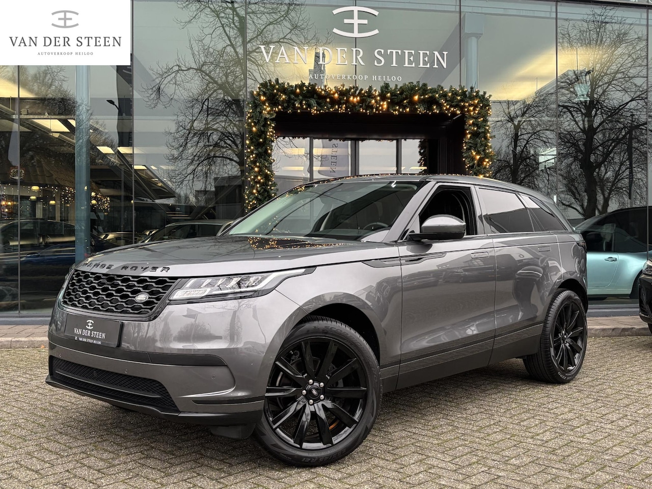Land Rover Range Rover Velar - 2.0 D180 AWD R-Dynamic | Dealer Onderhouden - AutoWereld.nl