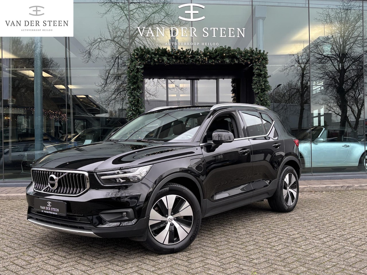 Volvo XC40 - 1.5 T4 Recharge Inscription Expression Leder | 1e Eigenaar - AutoWereld.nl