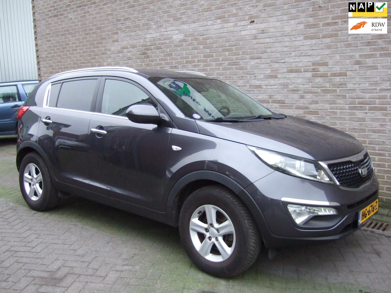 Kia Sportage - 1.6 GDI X-treme ComfortLine 1.6 GDI X-treme ComfortLine - AutoWereld.nl