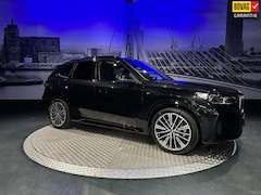 BMW X1 - XDrive25e M-Pakket *Pano*HUD*360camera*DriveAssPro