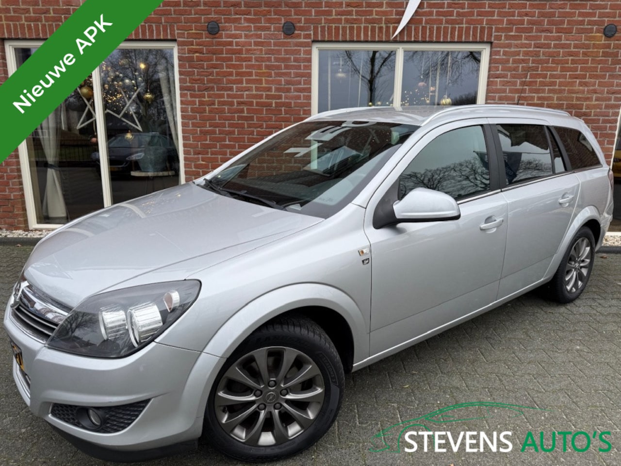 Opel Astra Wagon - 1.6 111 y. Ed. NIEUWE APK / RIJDT GOED / TREKHAAK / AIRCO / CRUI - AutoWereld.nl