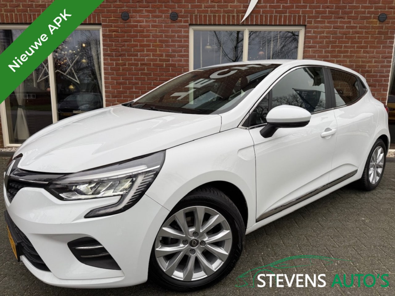 Renault Clio - 1.0 TCe Intens NIEUWE APK / FULL.LED / KEYLESS / CLIMA / CRUISE - AutoWereld.nl