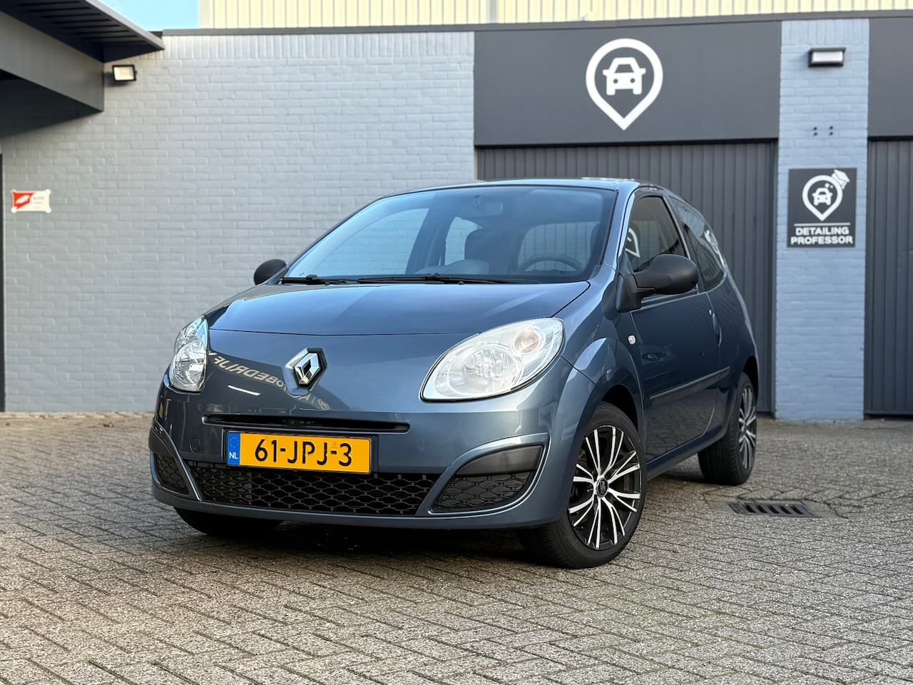 Renault Twingo - 1.2 Authentique | Airco | LMV | Nwe APK - AutoWereld.nl