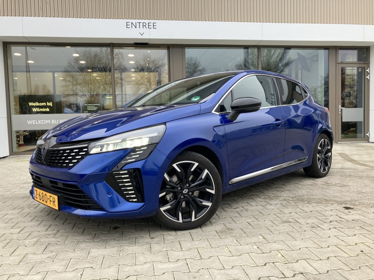 Renault Clio - 1.6 Hybride 145 techno | Bose | 360 Camera | Stoelverw (14253km! - AutoWereld.nl