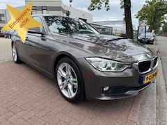 BMW 3-serie - 320i Efficient Dynamics Edition Executive Airco/ECC, Navigatie, Leder Interieur