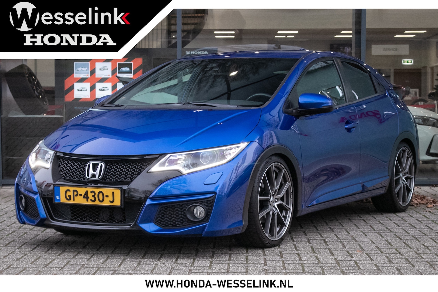 Honda Civic - 1.8i-Vtec Sport - Dealer ond. | 19 inch lm | Navigatie | Nette staat - AutoWereld.nl